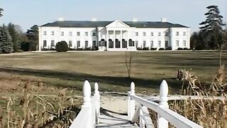 Русский Институт - Урок 2 (С переводом)