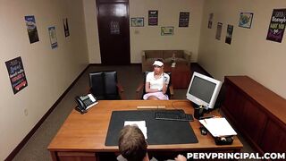 Похотливый директор (С переводом)