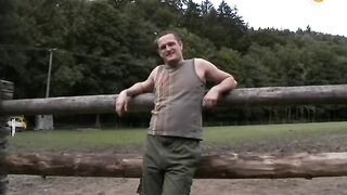 Задорные сельские девушки (С переводом)