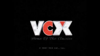 Розовая лагуна (С переводом)